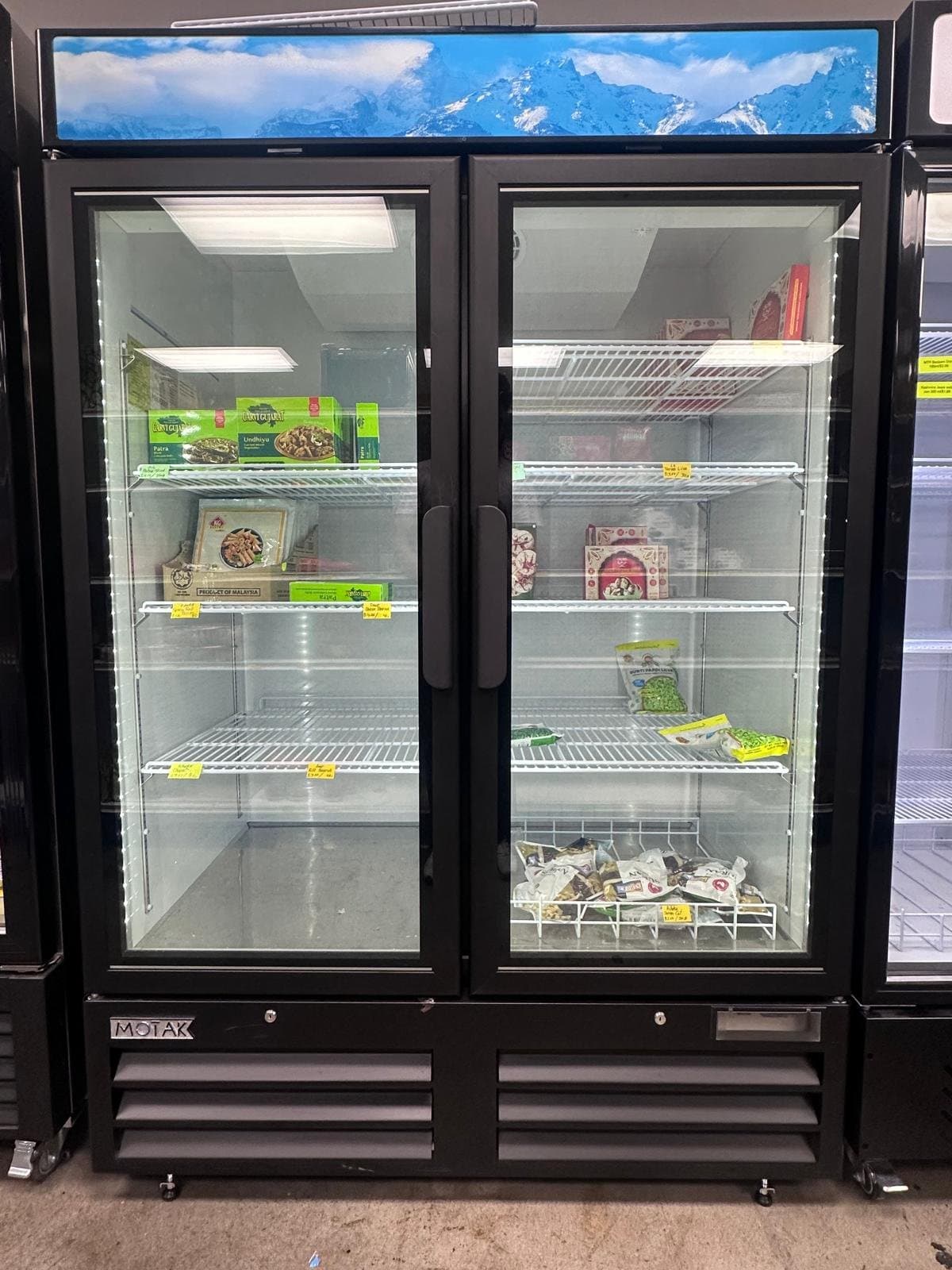 Motak Freezer