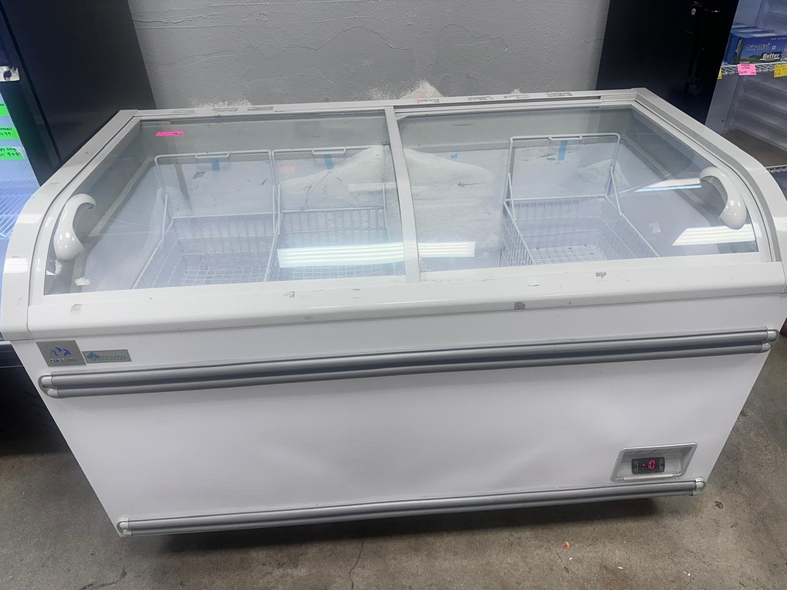 Freezer Chest - Image 1