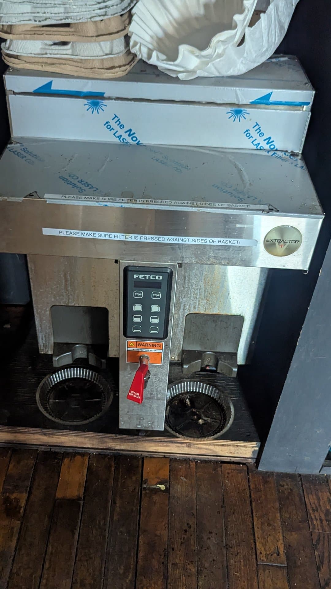 Fetco CBS-1132-XV Twin Coffee Brewer